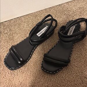 Steve Madden black sandals